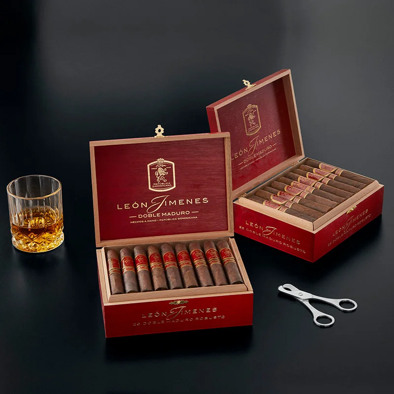 Leon Jimenes Connecticut Petites